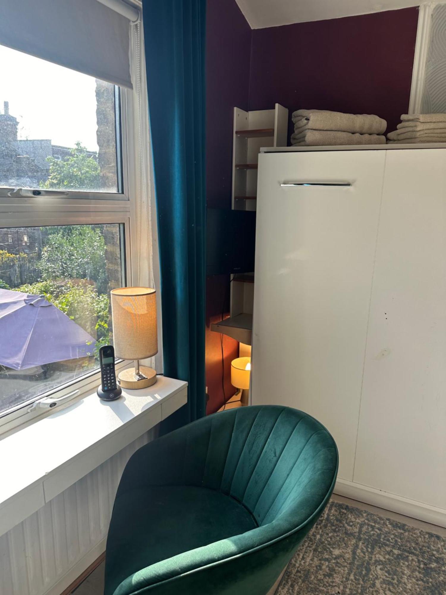 My Sky Secret Garden 1 Bedroom London Eksteriør billede