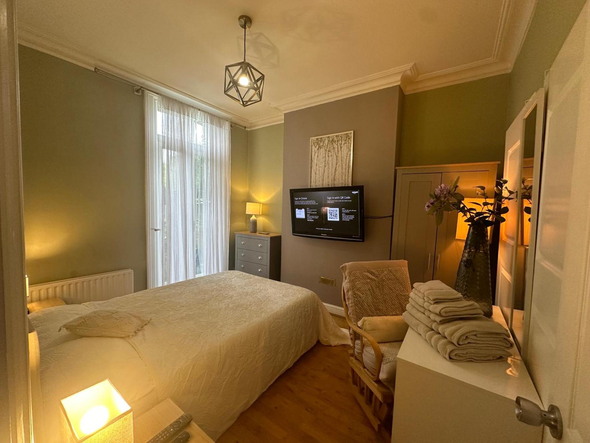 My Sky Secret Garden 1 Bedroom London Eksteriør billede