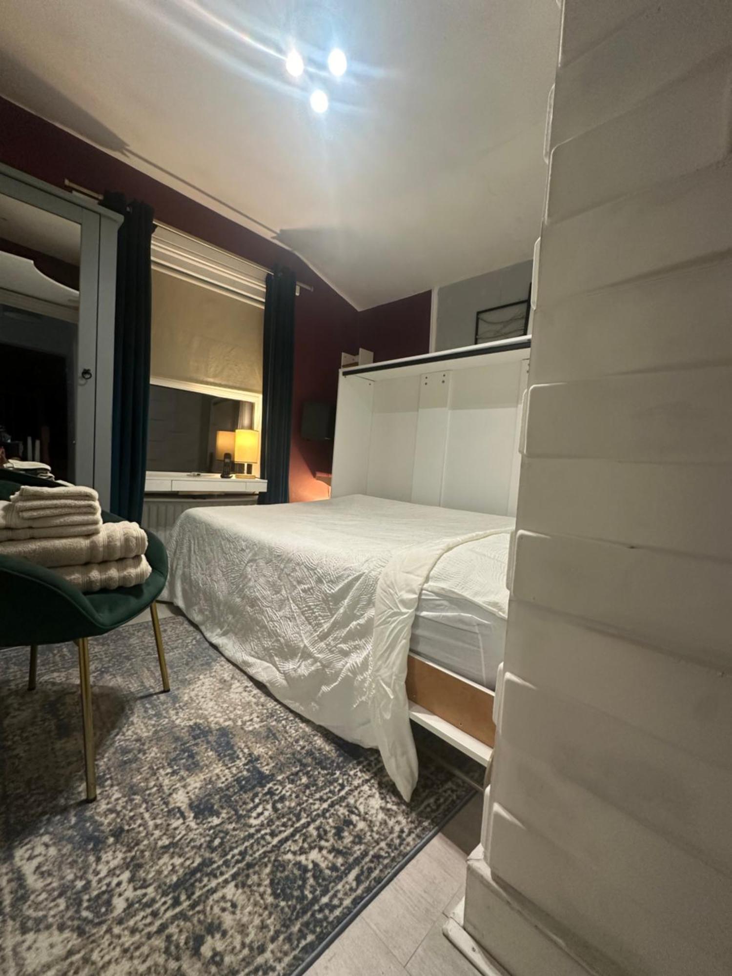 My Sky Secret Garden 1 Bedroom London Eksteriør billede