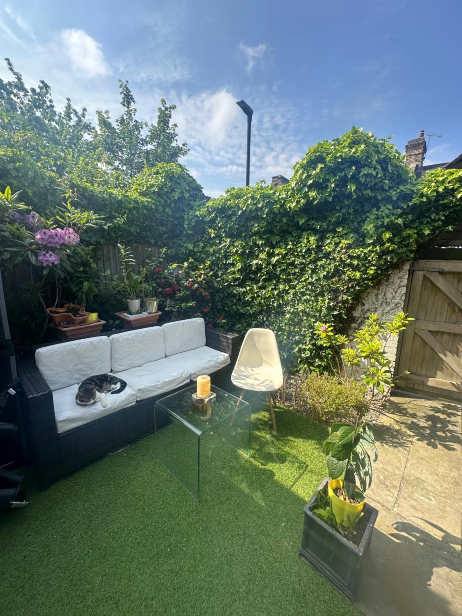 My Sky Secret Garden 1 Bedroom London Eksteriør billede